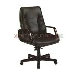 kursi direktur kulit fantoni f 3009 l, sandaran tangan dan kaki kayu