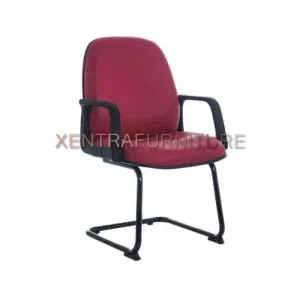 kursi hadap kaki cantilever dengan sandaran tangan, warna maroon