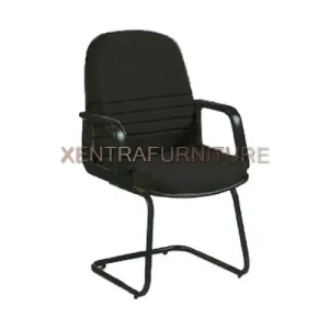 kursi kaki cantilever dengan sandaran tangan, warna kain hitam